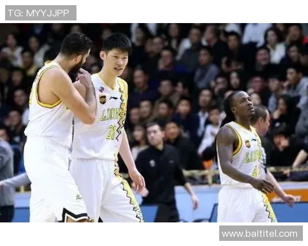 杭州篮球队以89分领跑世锦赛积分榜展现强劲实力